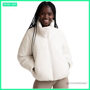 Warm Up Puffer Jacket with Water Repellent Polyester, Zippered Pockets
